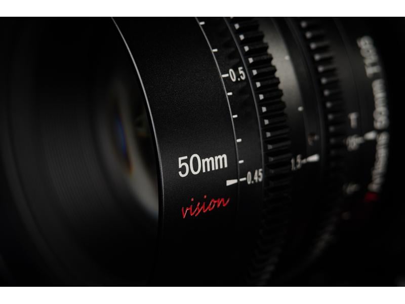 7Artisans Longueur focale fixe 50mm T/1.05 – Canon RF