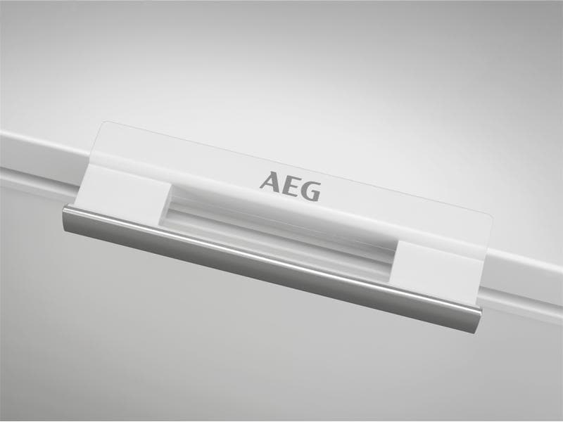 AEG by Electrolux Congélateur coffre AGT260 Blanc