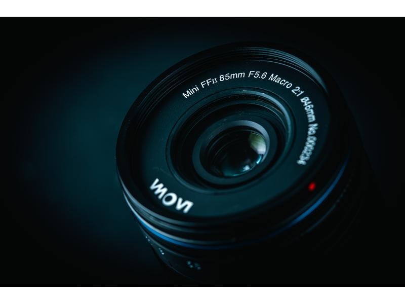 Laowa Longueur focale fixe 85 mm F/5.6 2X APO – Sony E-Mount