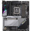 Gigabyte X670E Aorus Master bleibt im Französischen unverändert, da es sich um einen spezifischen Produktnamen handelt. Man könnte es jedoch leicht umschreiben: **Gigabyte X670E Aorus Master**.