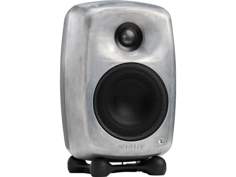 Genelec Enceinte d’étagère G Two – 50 watts, aluminium brut