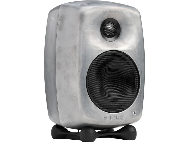 Genelec Enceinte d’étagère G Two – 50 watts, aluminium brut