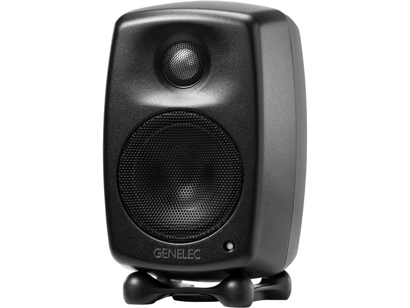 Genelec Enceinte d’étagère G One – 25 watts, Noir