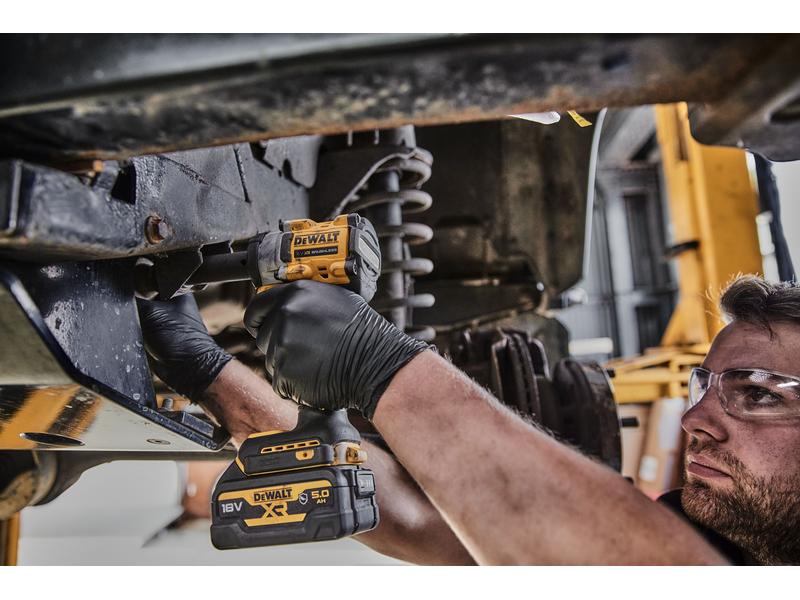 DeWalt Visseuses à percussion sans fil DCF921NT-XJ 1/2