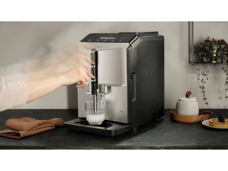 Siemens Kaffeevollautomat EQ300 Inox silver metallic TF303E07