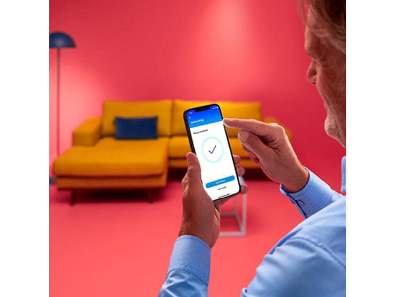 WiZ Superslim Tunable White Deckenleuchte 2450 lm Schwarz