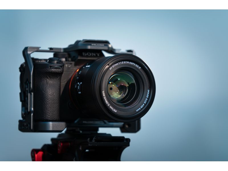 Viltrox Longueur focale fixe AF 27mm F/1.2 Pro – Sony E-Mount