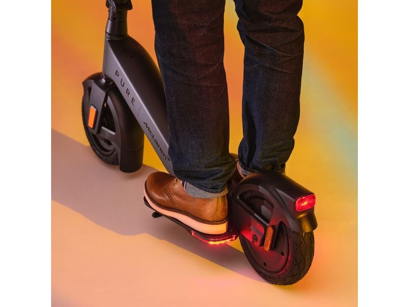 Pure Electric E-Scooter x Mac Laren Schwarz