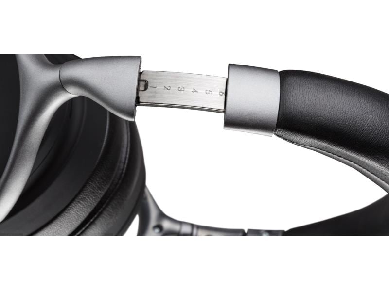 Denon Wireless Over-Ear-Kopfhörer AH-GC30 Schwarz