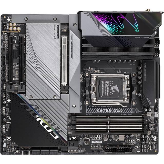 Gigabyte X670E Aorus Master bleibt im Französischen unverändert, da es sich um einen spezifischen Produktnamen handelt. Man könnte es jedoch leicht umschreiben: **Gigabyte X670E Aorus Master**.